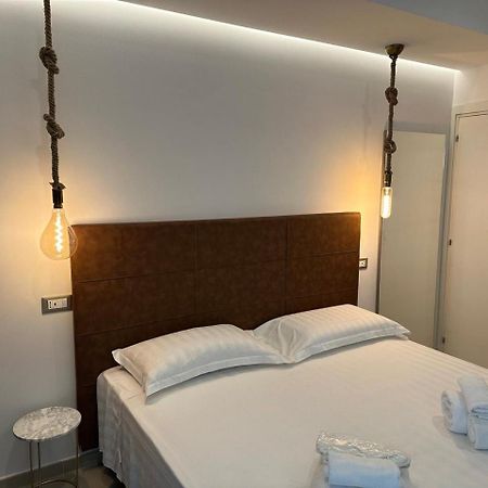 Amani Chic Rooms Olbia Kültér fotó