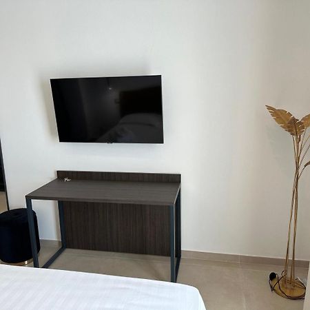 Amani Chic Rooms Olbia Kültér fotó