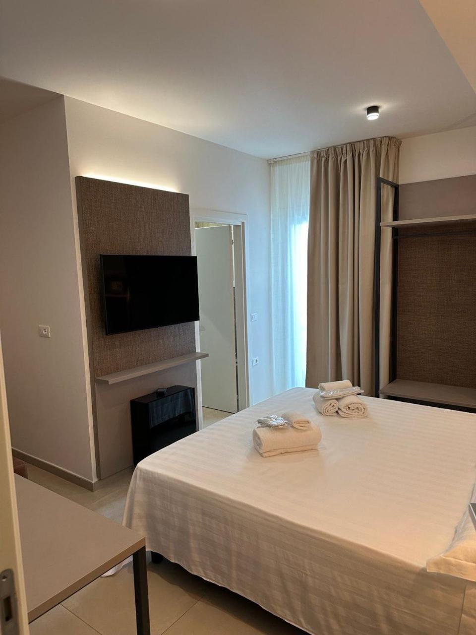 Amani Chic Rooms Olbia Kültér fotó