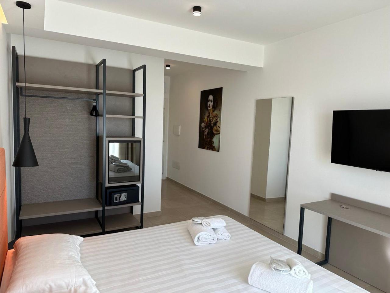 Amani Chic Rooms Olbia Kültér fotó