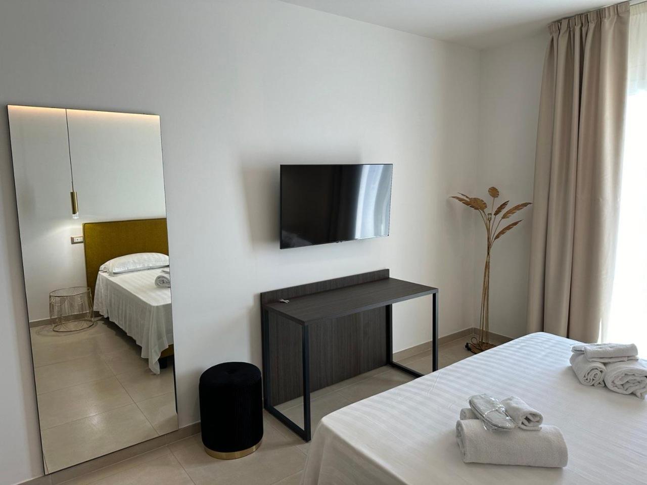 Amani Chic Rooms Olbia Kültér fotó