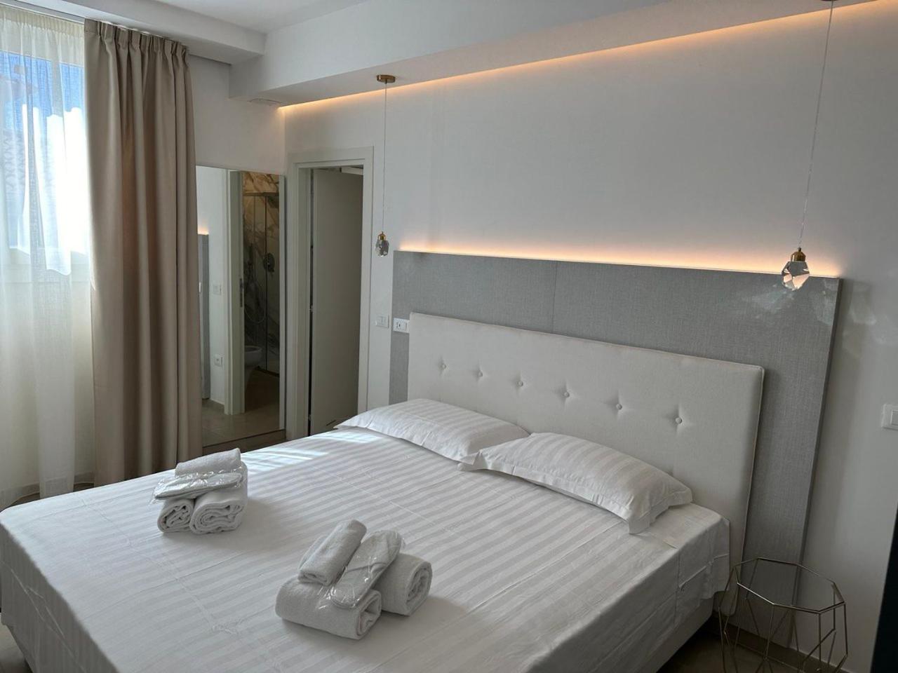 Amani Chic Rooms Olbia Kültér fotó