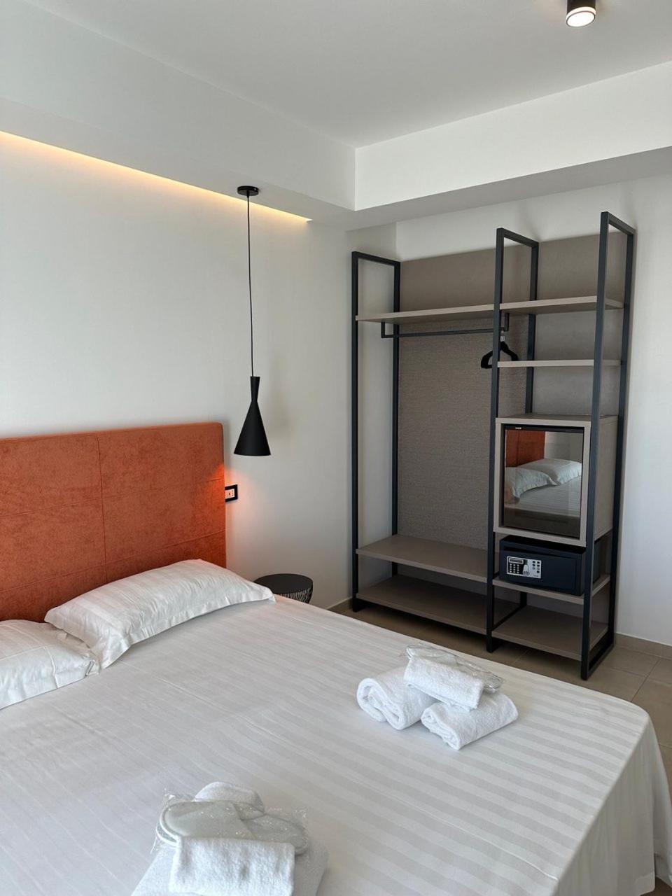 Amani Chic Rooms Olbia Kültér fotó