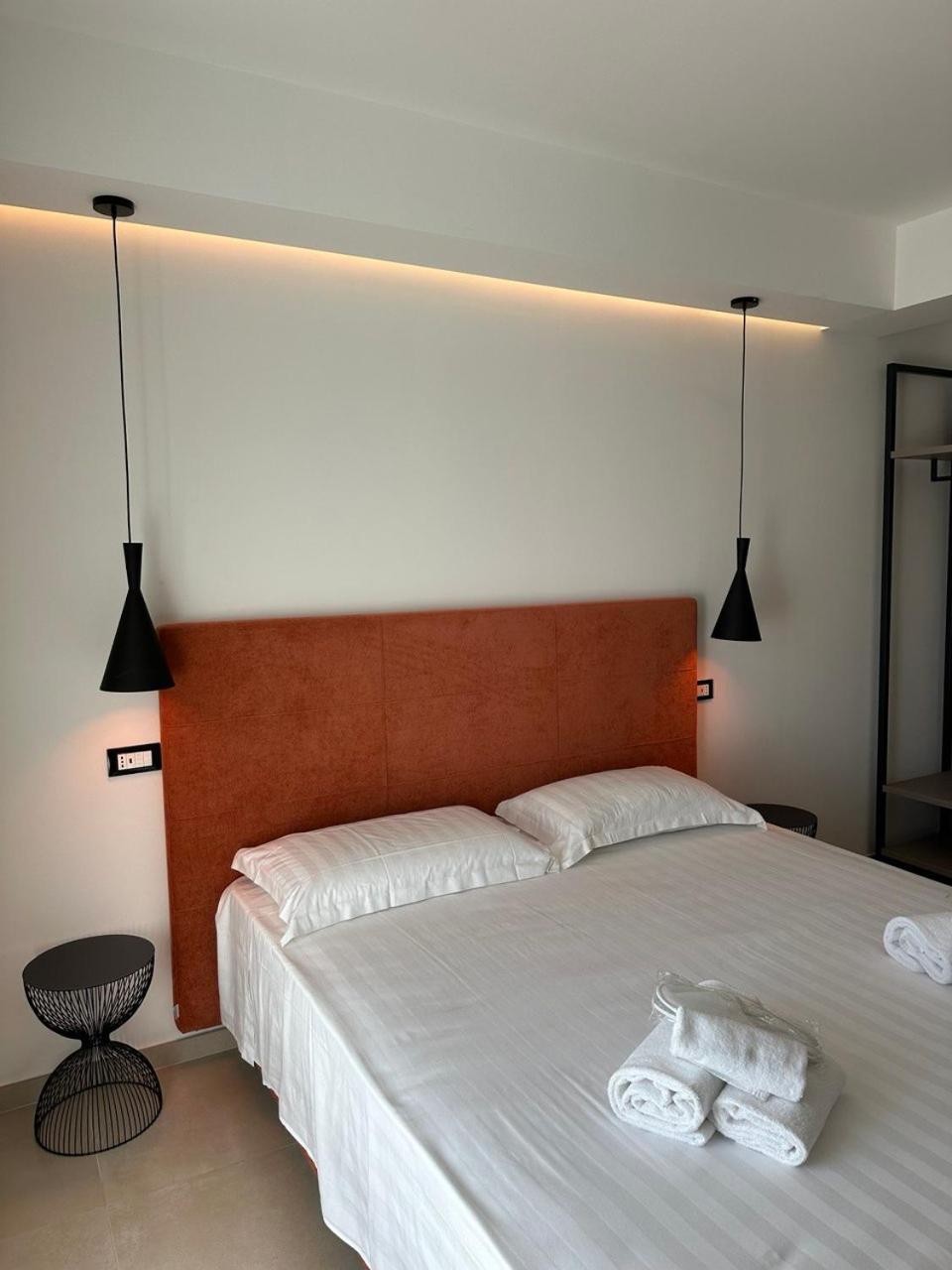 Amani Chic Rooms Olbia Kültér fotó